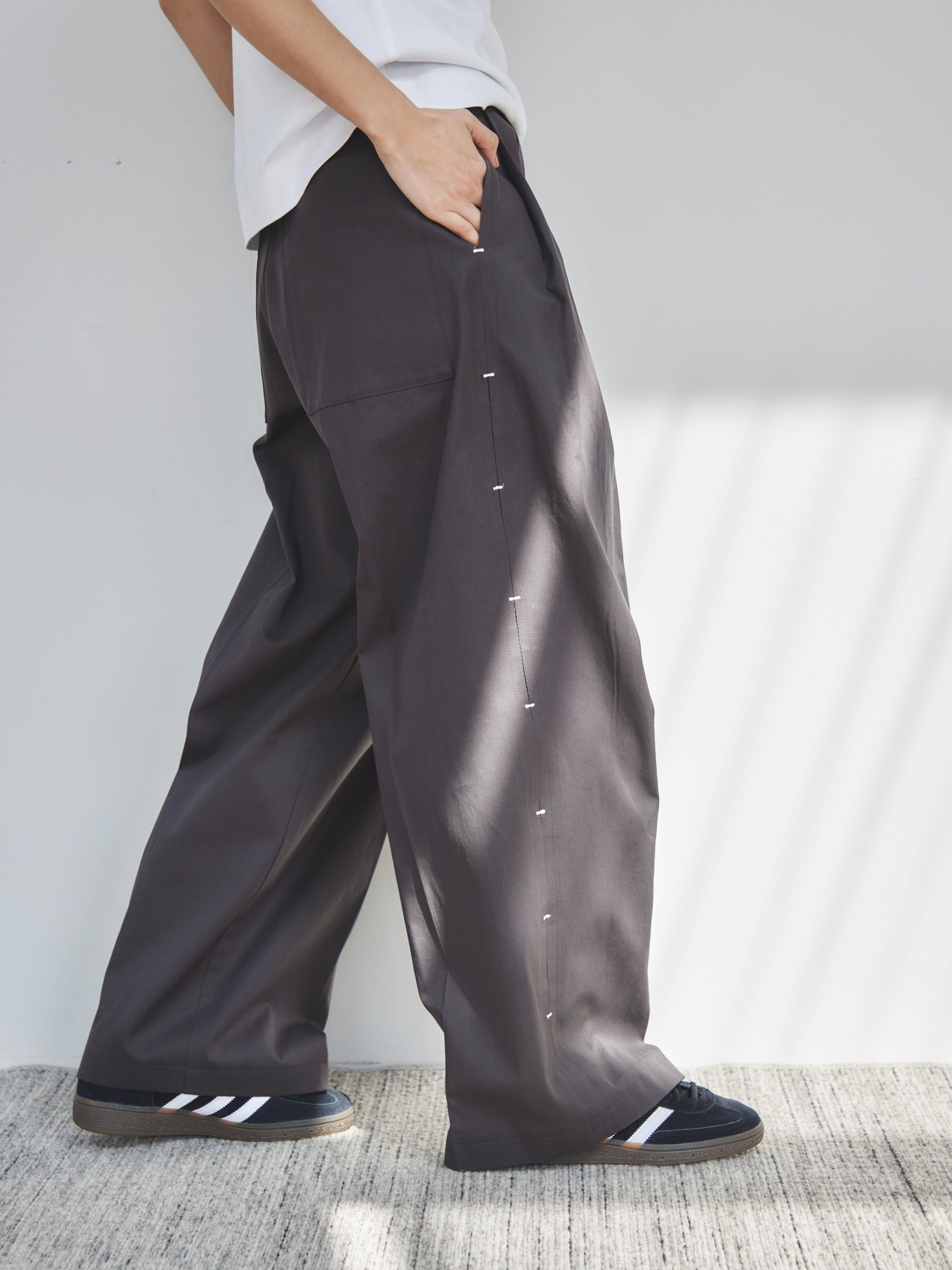 Side slit buggy pants