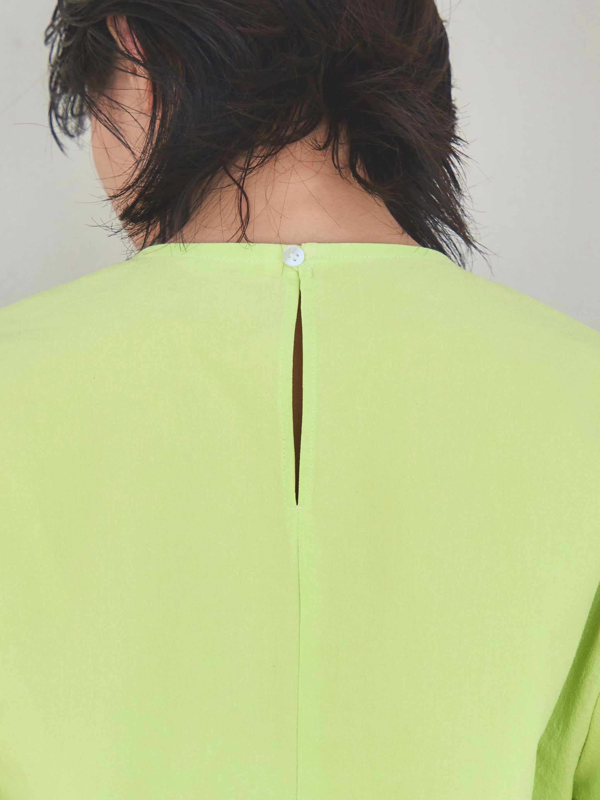 Balloon cropped blouse