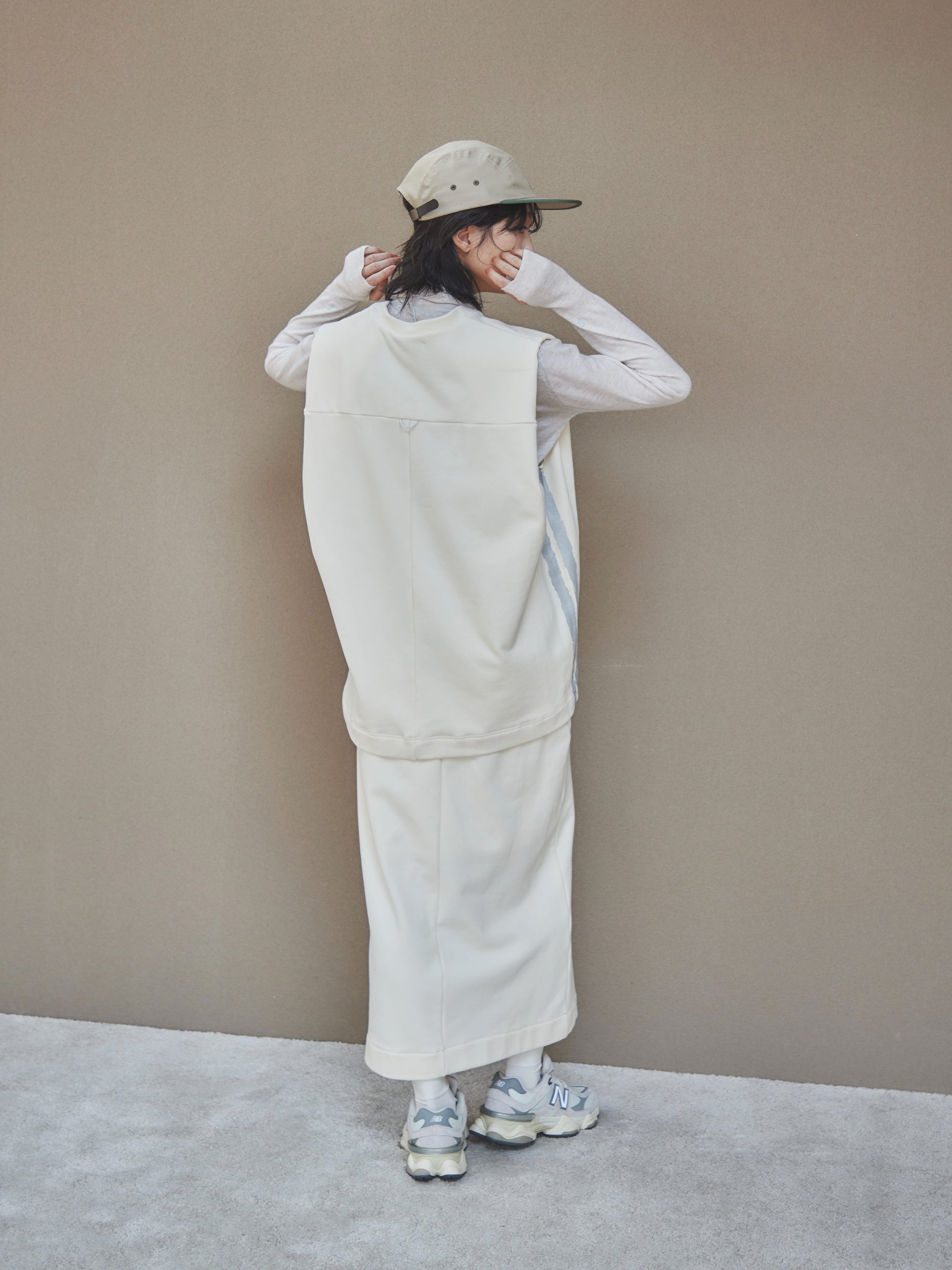 Silver line sweat vest