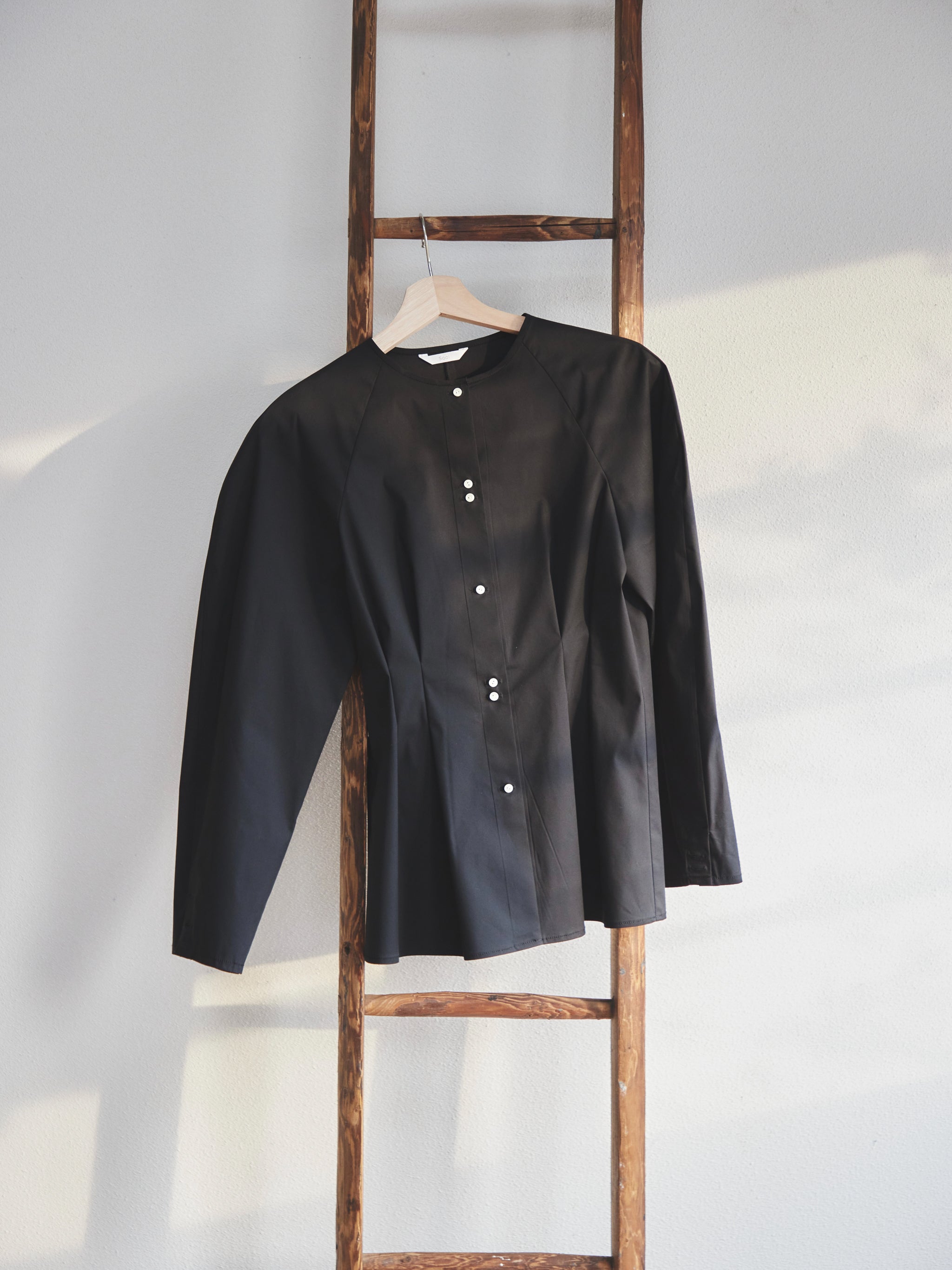 Waist shape mutton blouse