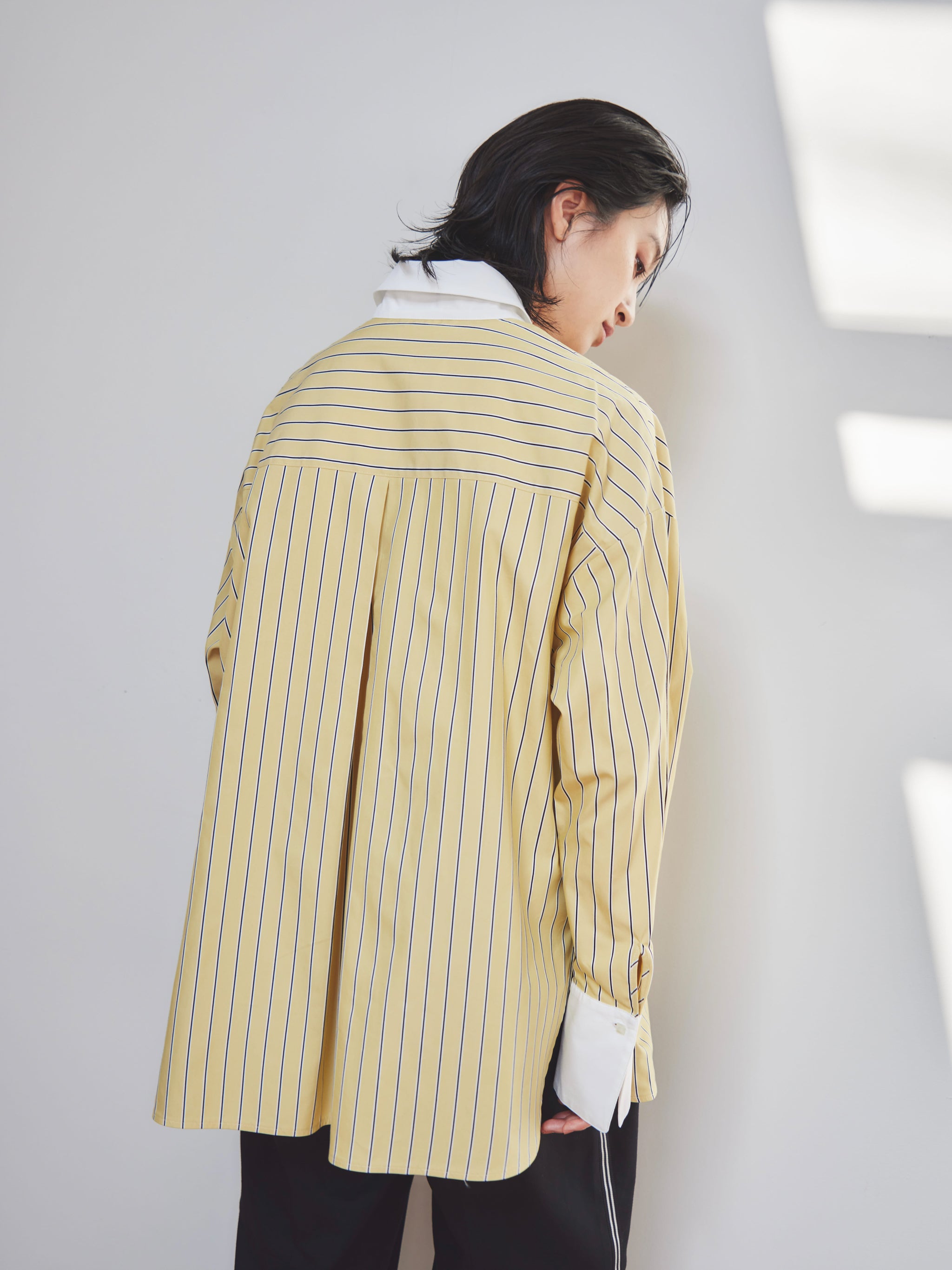 Tie set stripe shirt