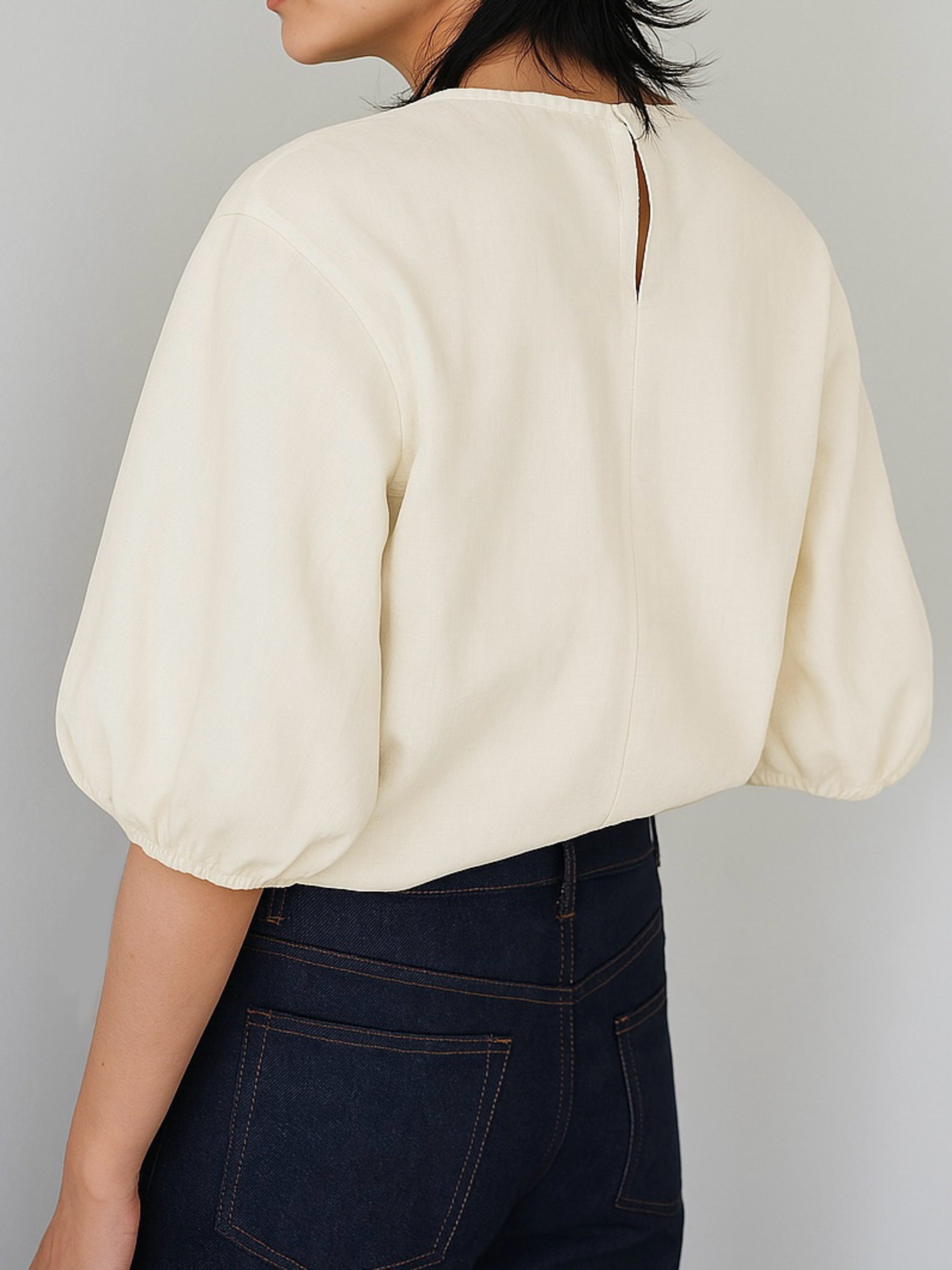 Balloon cropped blouse