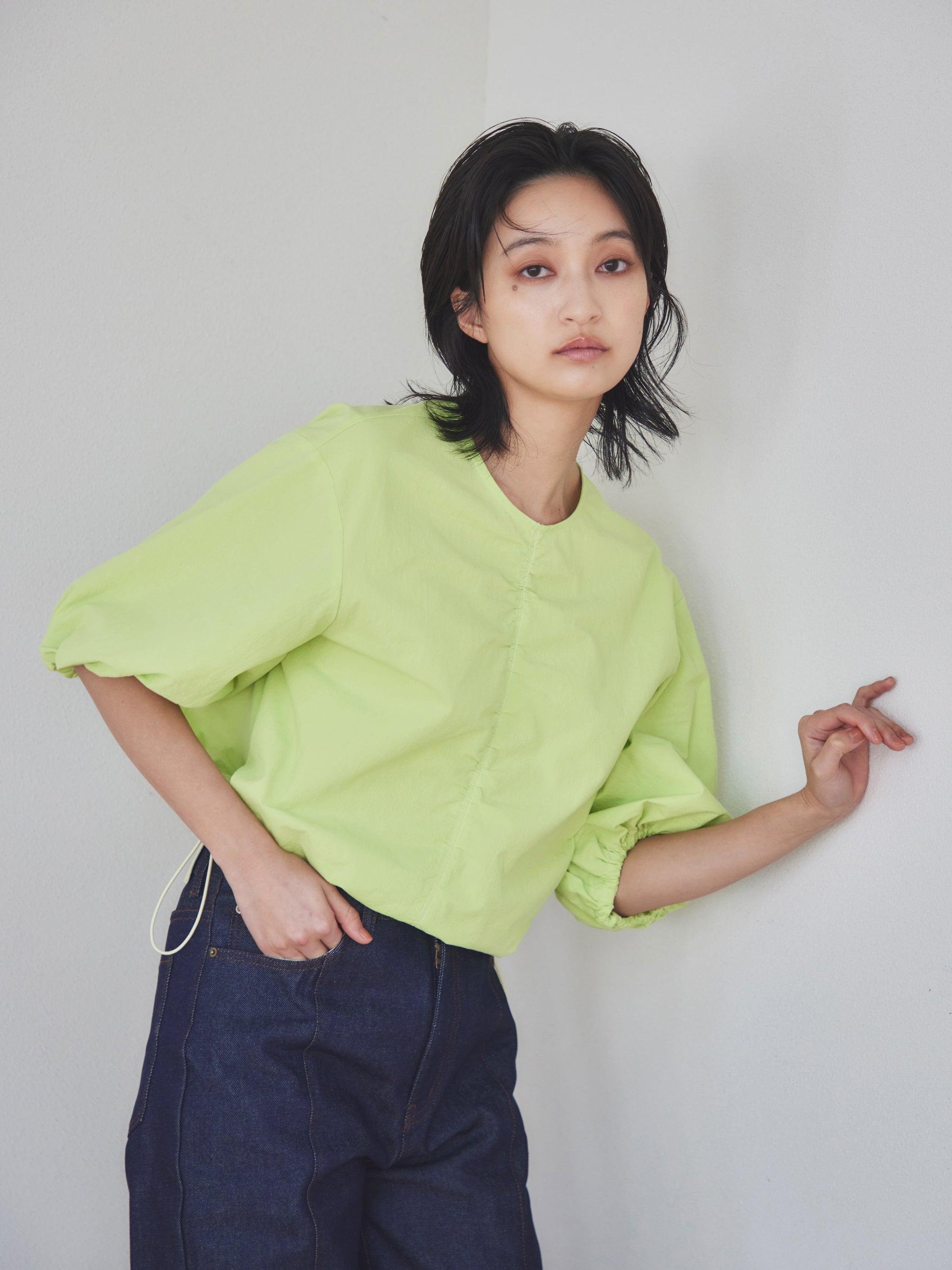 Balloon cropped blousse