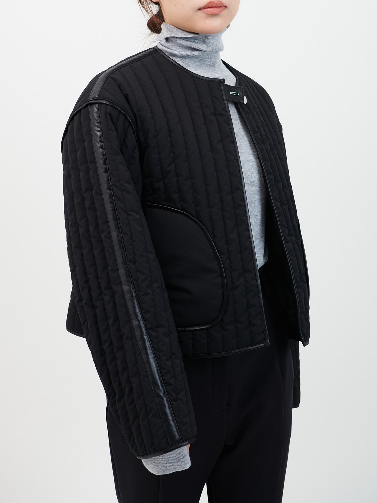 Quilting blouson / black