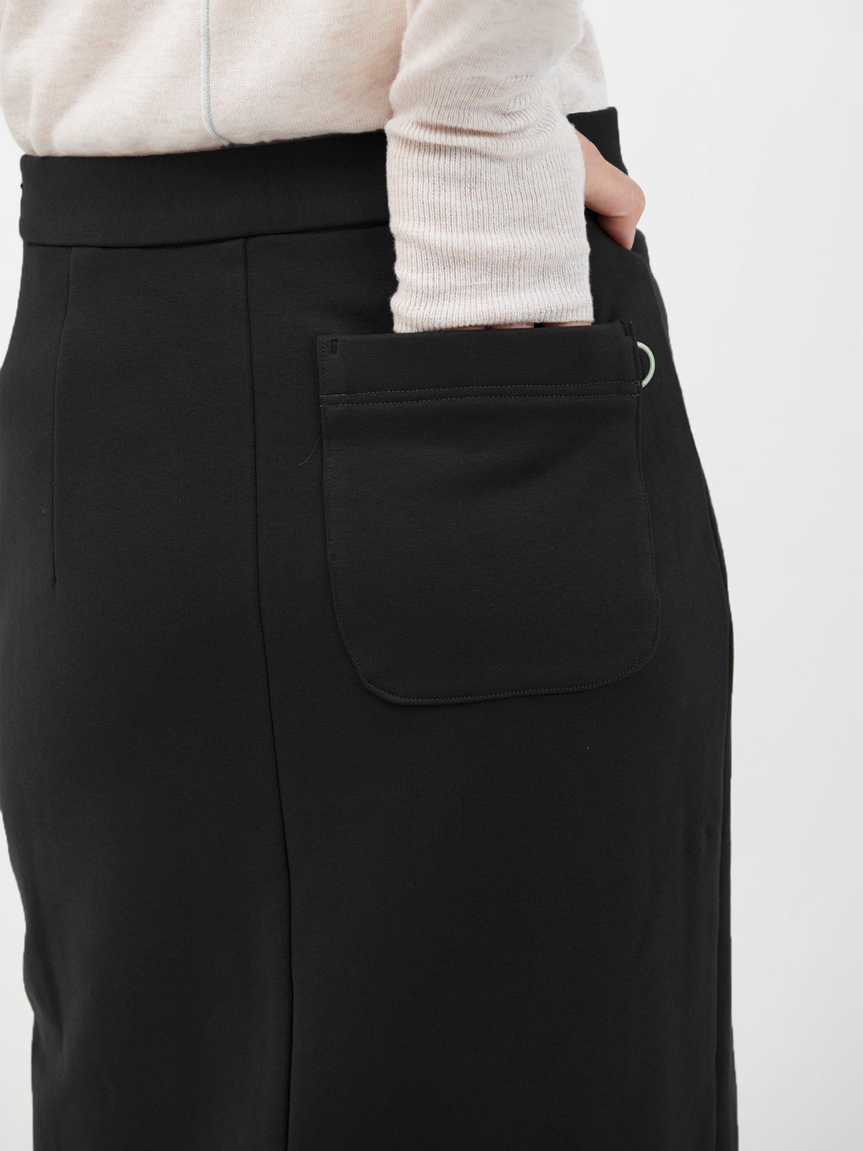 Silver line sweat skirt / black