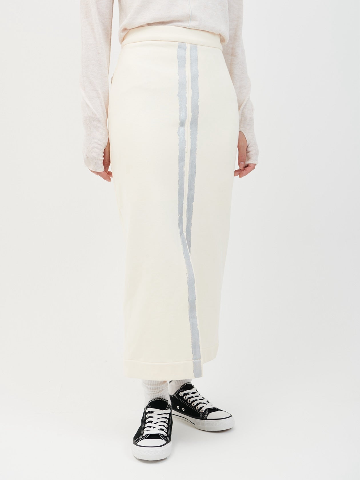 Silver line sweat skirt / white